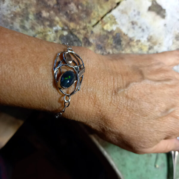 23-31-sandra-dini-bracelet