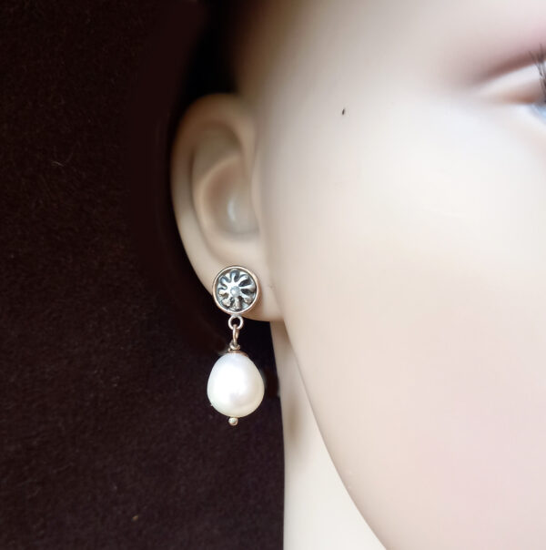 25-50-earrings