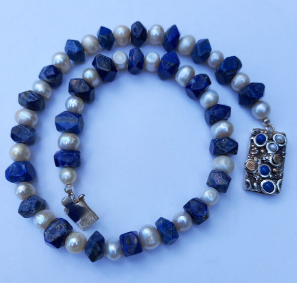 25-52-sandra-dini-choker
